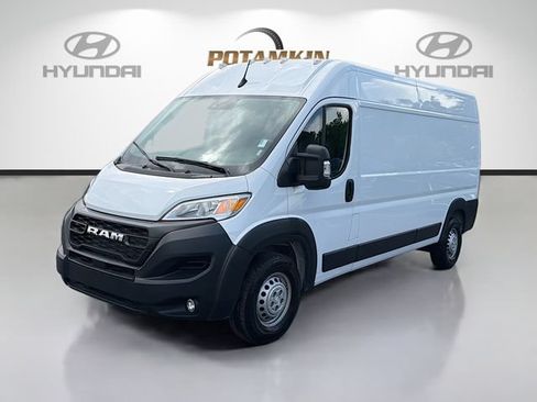 Used 2025 RAM ProMaster 3500 w/ Convenience Group FWD image 1