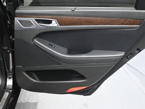 Used 2019 Genesis G80 5.0 Ultimate RWD image 13