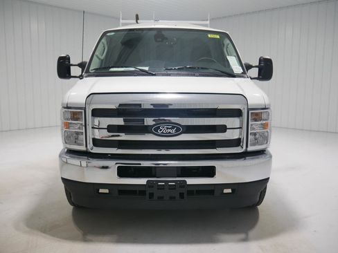 New 2026 Ford E-350 and Econoline 350 Super Duty w/ Power Equipment Group image 2