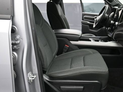 Used 2025 RAM 1500 Big Horn image 33