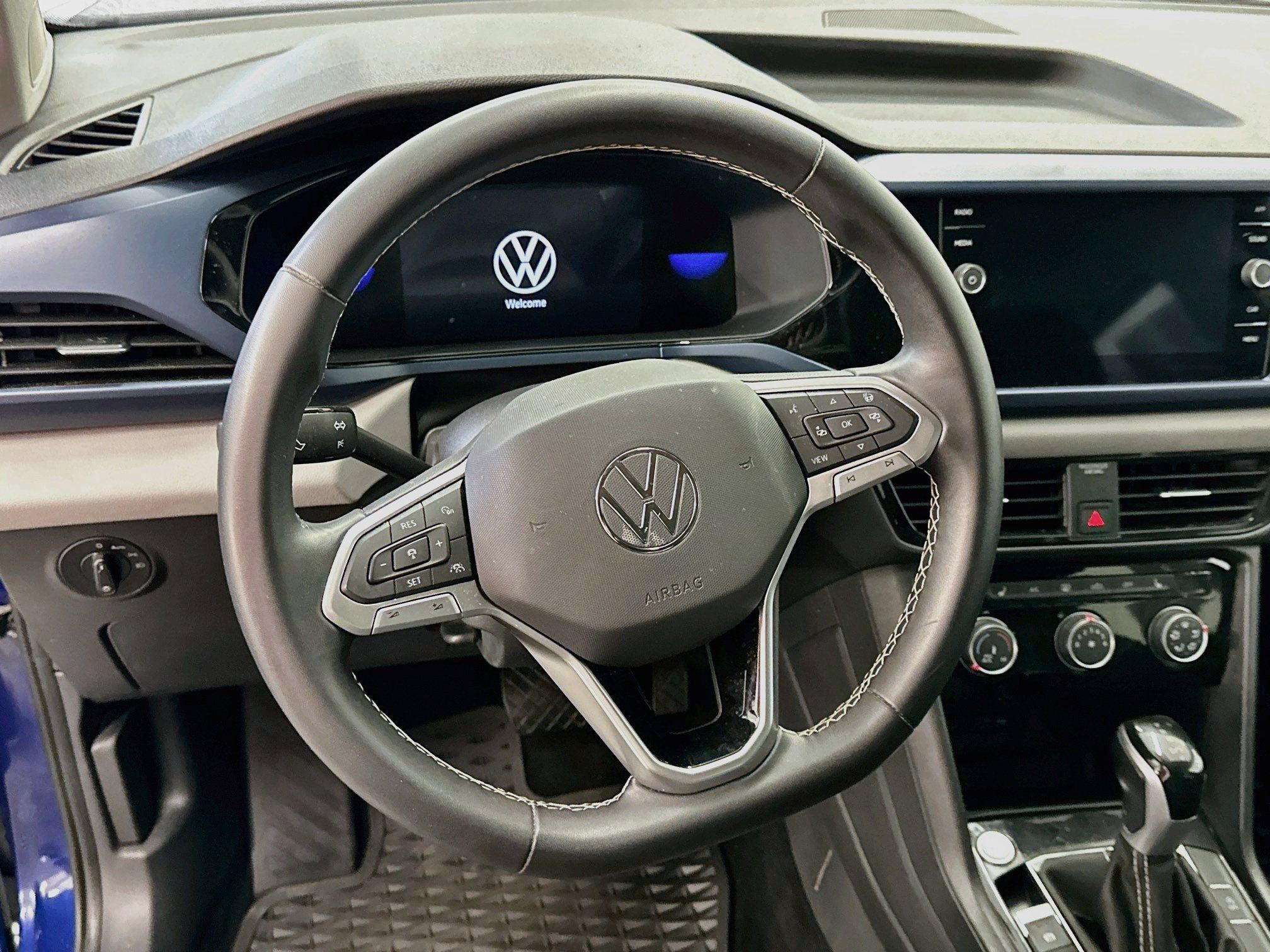 Used 2023 Volkswagen Taos SE AWD/4WD image 18