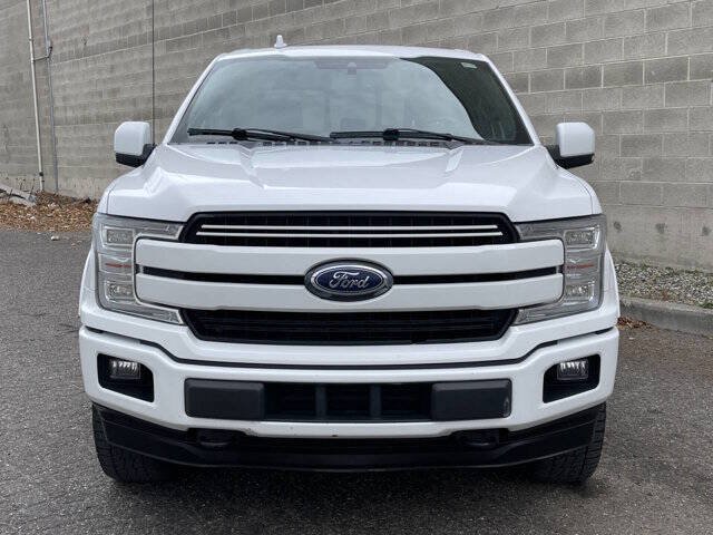Used 2018 Ford F150 Lariat w/ Equipment Group 502A Luxury AWD/4WD image 2