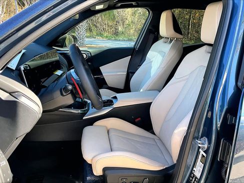 New 2026 BMW X3 M50 w/ Premium Package image 9