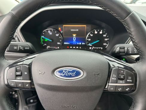 Used 2021 Ford Escape SE w/ Cold Weather Package image 23