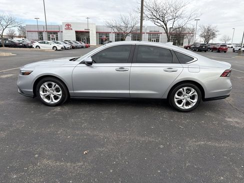 Used 2024 Honda Accord LX image 5