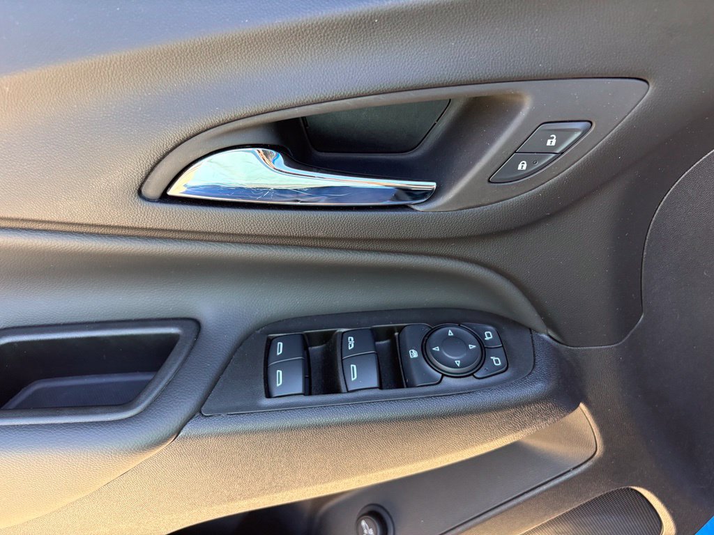 Used 2024 Chevrolet Equinox LT FWD image 14