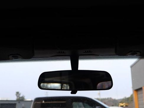 Used 2020 Jeep Gladiator Sport image 27