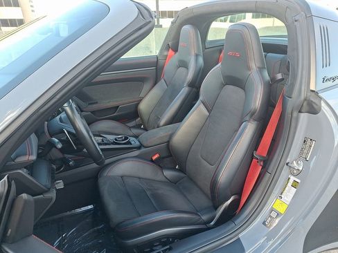 Used 2024 Porsche 911 Targa 4 GTS image 5