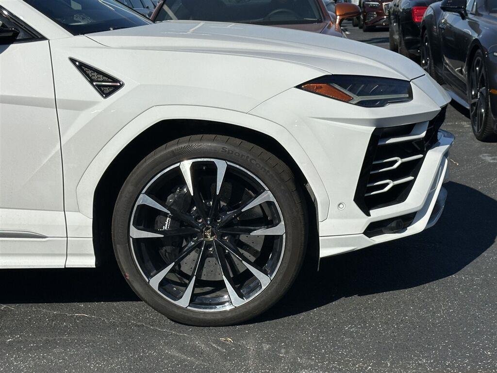 Used 2021 Lamborghini Urus AWD/4WD image 50