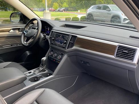 Used 2023 Volkswagen Atlas SE FWD image 31