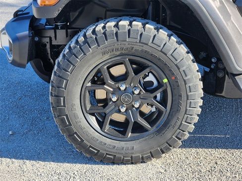 New 2026 Jeep Gladiator Sport image 7