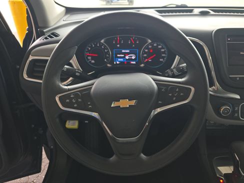 Used 2022 Chevrolet Equinox LT FWD image 13