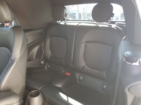 Used 2016 MINI Cooper S image 17