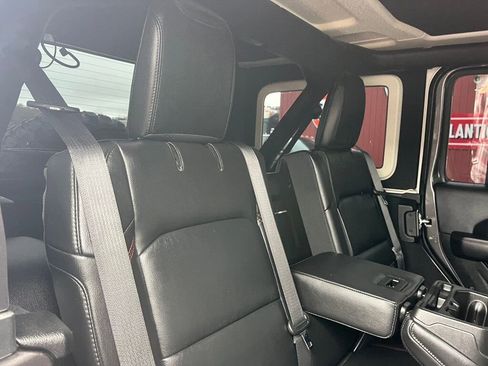 Used 2019 Jeep Wrangler Unlimited Rubicon image 46