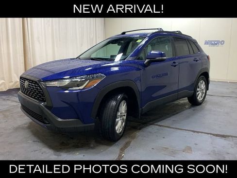 Used 2022 Toyota Corolla Cross LE AWD/4WD image 7