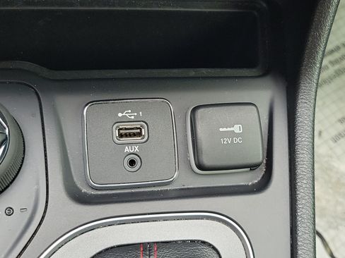 Used 2019 Jeep Cherokee Trailhawk w/ Trailer Tow Group AWD/4WD image 23
