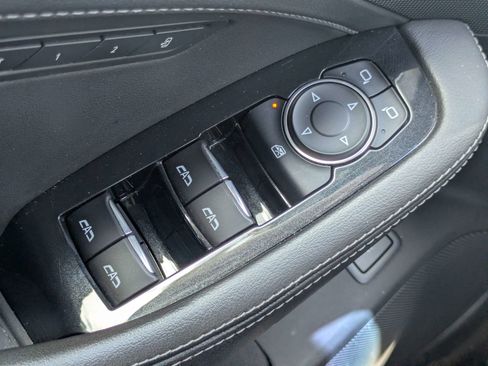 Used 2023 Cadillac CT5 Luxury AWD/4WD image 13