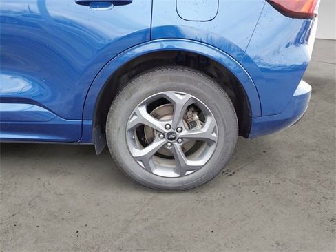 Used 2023 Ford Escape ST-Line w/ Tech Pack #1 image 12