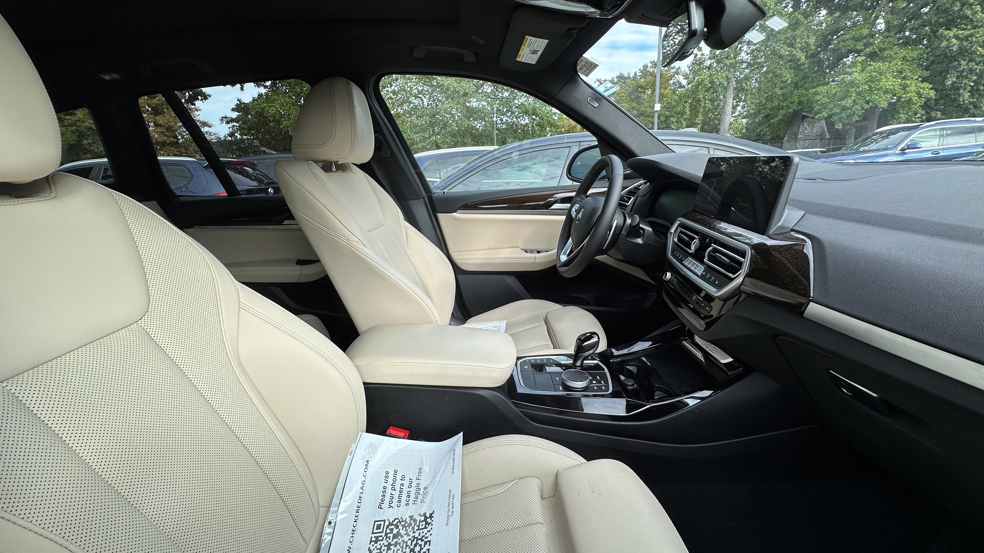 Used 2024 BMW X3 xDrive30i w/ Premium Package AWD/4WD image 5