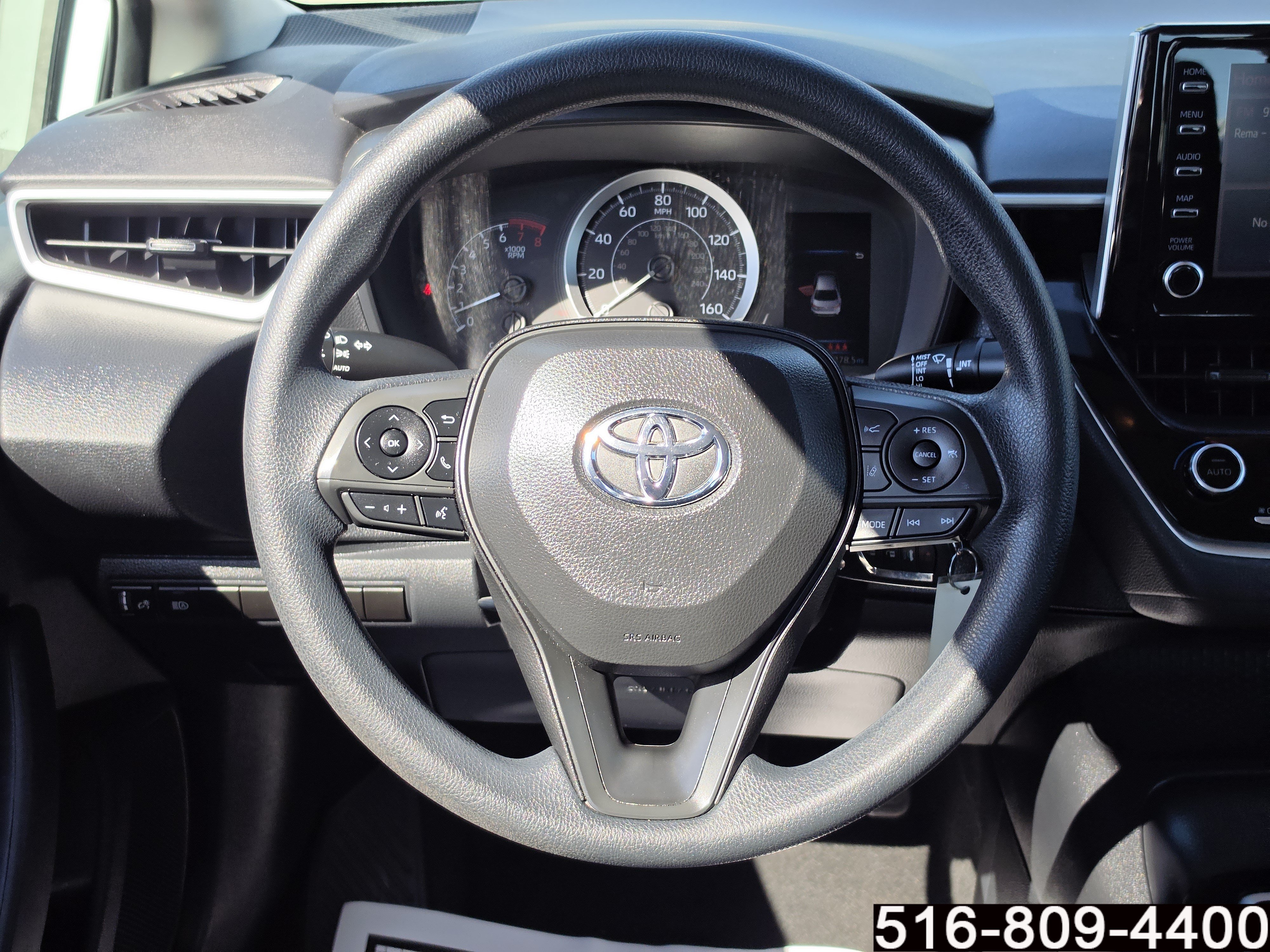 Used 2020 Toyota Corolla LE FWD image 24