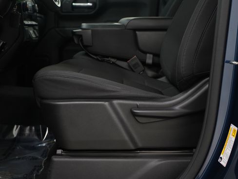 Used 2020 Chevrolet Silverado 1500 Custom w/ Trailering Package image 22