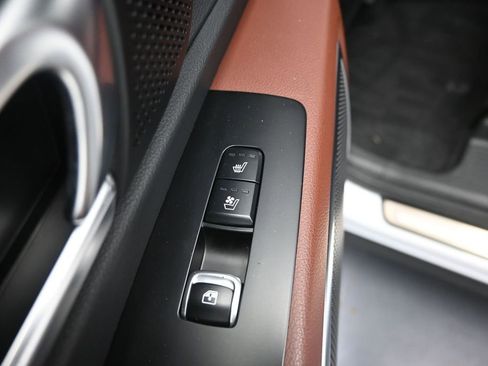 Certified 2023 Kia Telluride SX Prestige AWD/4WD image 18