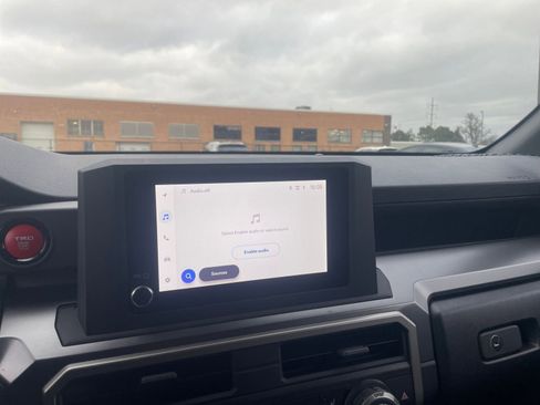 Used 2025 Toyota 4Runner TRD Off-Road image 21