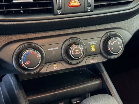 Certified 2023 Kia Forte LXS FWD image 15