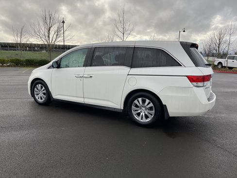 Used 2017 Honda Odyssey EX-L image 3