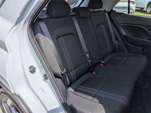 Used 2024 Hyundai Venue SEL image 21