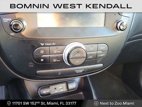 Used 2019 Kia Soul + image 21