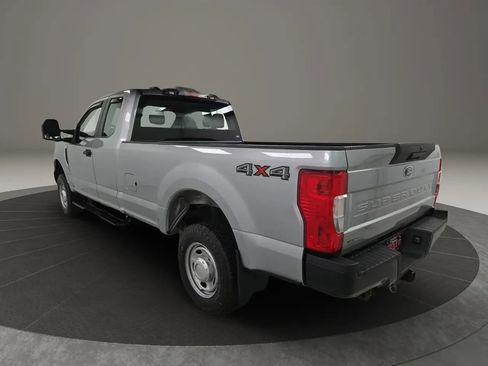 Used 2020 Ford F250 XL w/ Power Equipment Group AWD/4WD image 3