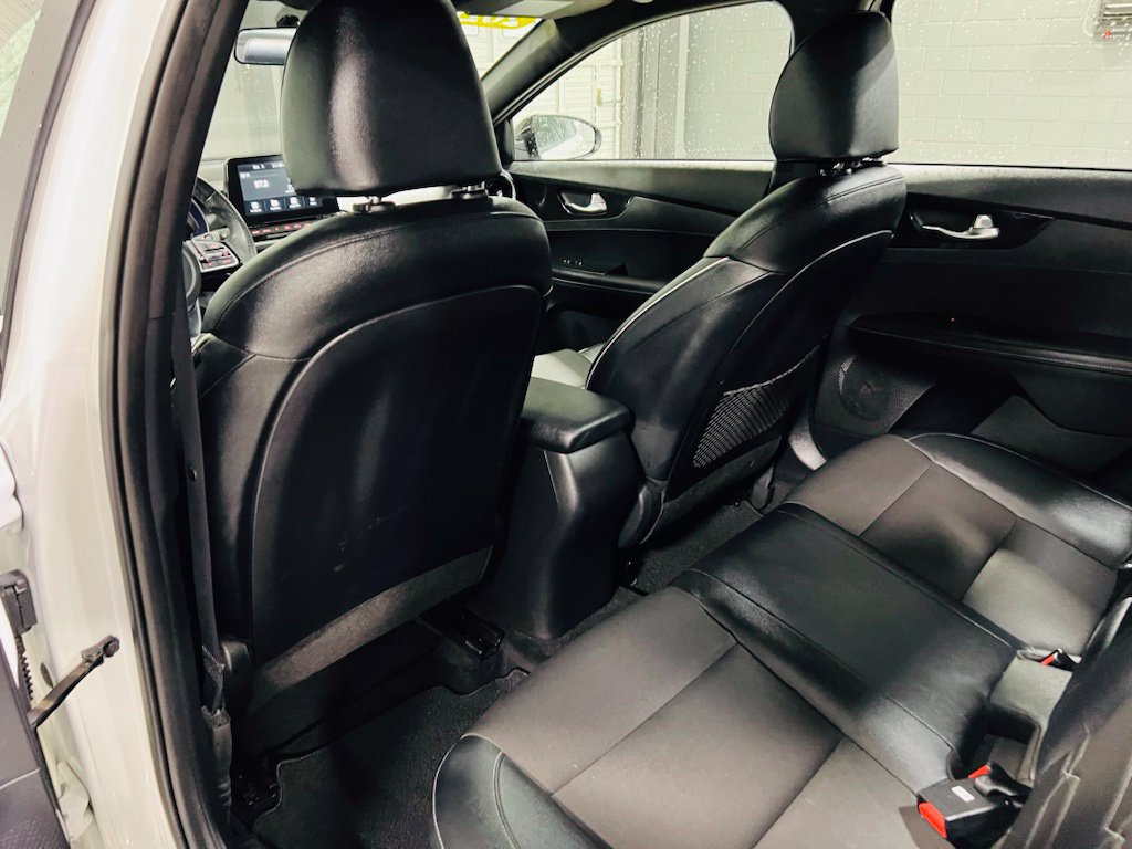 Used 2020 Kia Forte GT-Line w/ GT-Line Premium Package FWD image 20