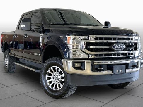 Used 2022 Ford F250 Lariat w/ FX4 Off-Road Package AWD/4WD image 2