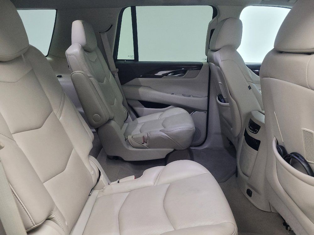 Used 2017 Cadillac Escalade Premium Luxury RWD image 19