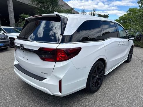 Used 2025 Honda Odyssey Sport-L image 17