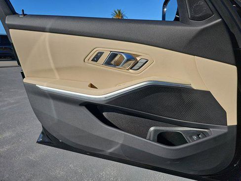 Certified 2024 BMW 330i Sedan w/ Convenience Package image 27