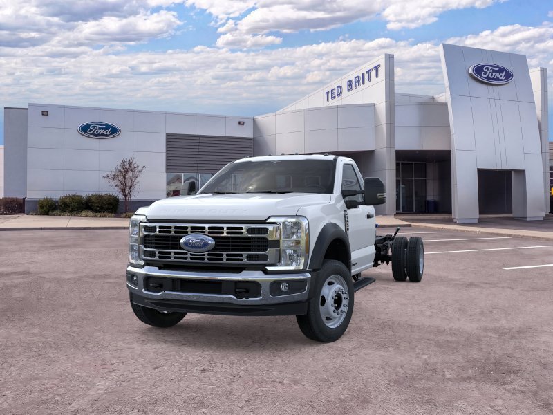 New 2026 Ford F550 2WD Regular Cab Super Duty image 3