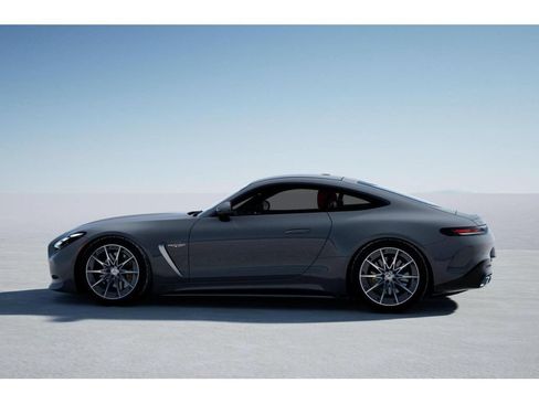 Used 2025 Mercedes-Benz AMG GT 63 image 33