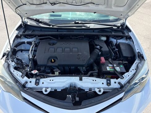 Used 2018 Toyota Corolla SE image 27