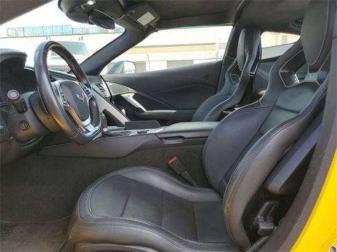 Used 2015 Chevrolet Corvette Z06 w/ 3LZ Preferred Equipment Group image 18