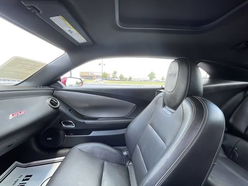 Used 2011 Chevrolet Camaro SS w/ RS Package RWD image 11