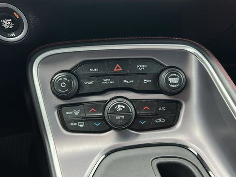 Used 2019 Dodge Challenger GT w/ Plus Package RWD image 23