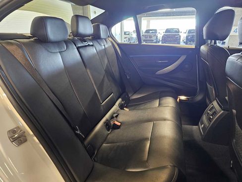 Used 2018 BMW 330i xDrive Sedan AWD/4WD image 32