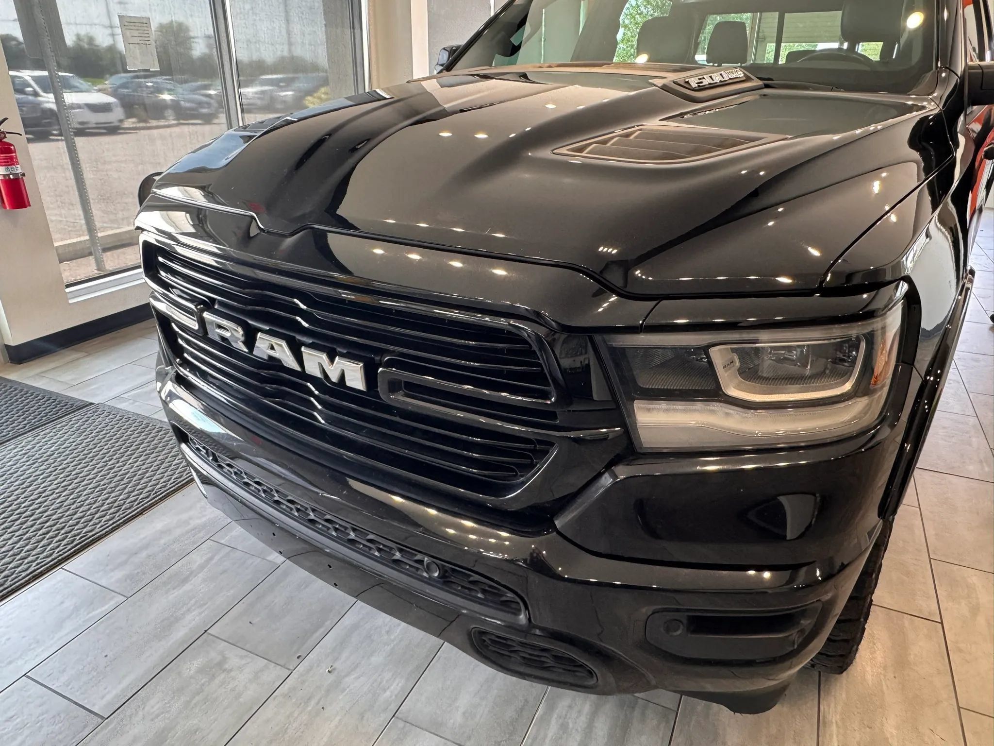 Used 2021 RAM 1500 Laramie AWD/4WD image 7