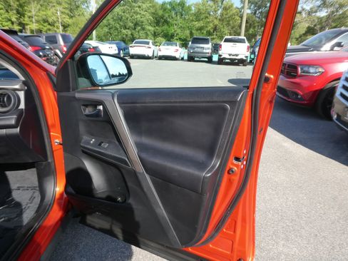 Used 2015 Toyota RAV4 Limited image 26