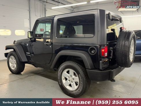 Used 2015 Jeep Wrangler Sport w/ Quick Order Package 24S AWD/4WD image 11