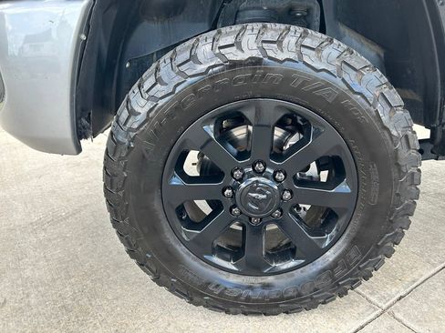 Used 2022 RAM 2500 Laramie w/ Night Edition AWD/4WD image 33