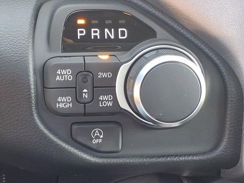 New 2026 RAM 1500 4x4 Crew Cab image 5