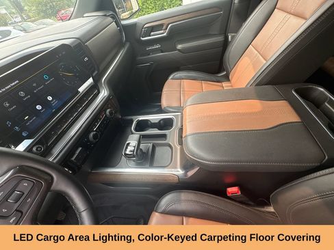 Used 2023 Chevrolet Silverado 1500 High Country w/ Technology Package AWD/4WD image 37